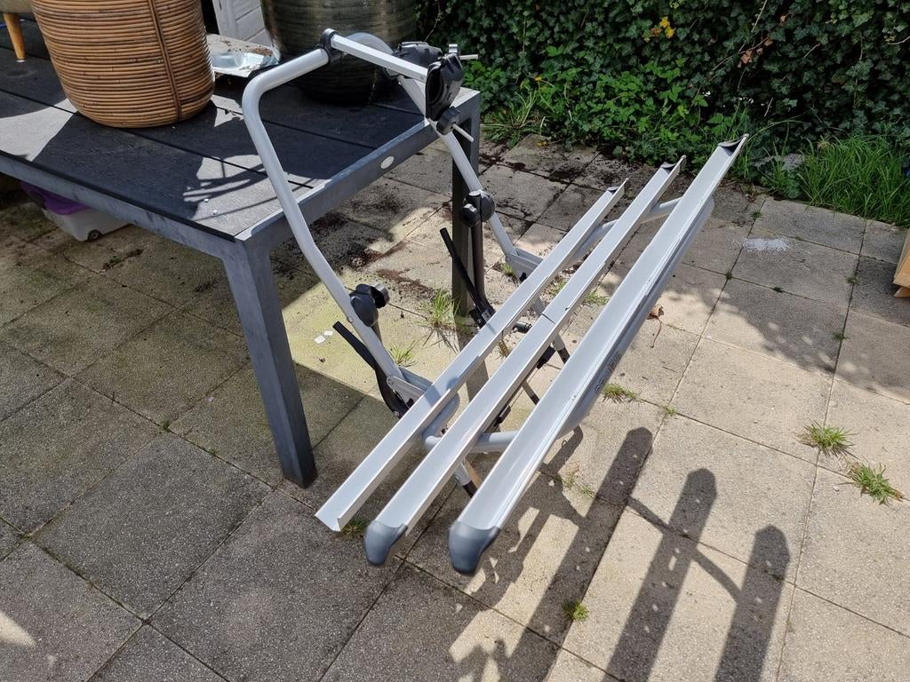 Menabo logic 3 fietsendrager, Auto diversen, Fietsendragers, 3 fietsen of meer, Gebruikt, Elektrische fiets, Achterklepdrager