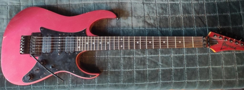 Metallic Fuchsia Ibanez rg550 HSH uit de vroege 90s, Ophalen, Gebruikt, Solid body, Ibanez