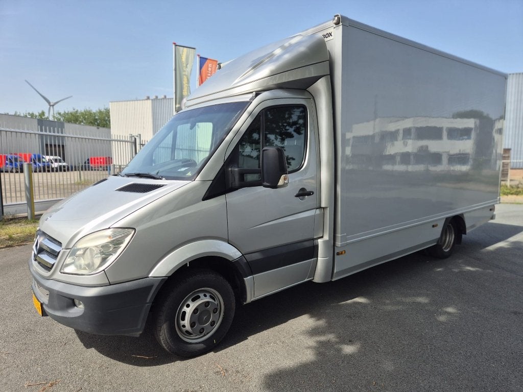 MB 519 CDI  HANDBAK INST MARGE AUTO INST RIJDT NIEUW, Auto's, Euro 5, Stof, Zwart, Mercedes-Benz