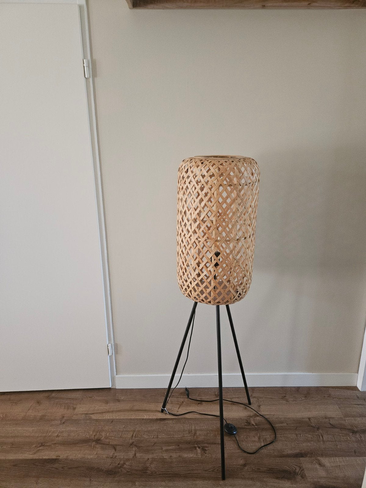 Stijlvolle bamboe vloerlamp - sfeervolle verlichting, Ophalen, 100 tot 150 cm, Zo goed als nieuw, Bohemian, Scandinavisch, Modern