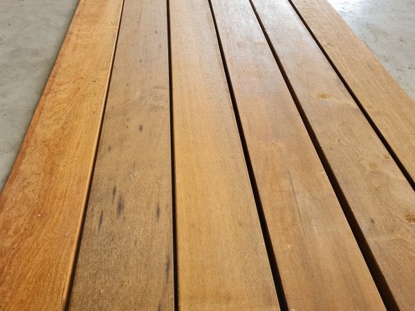 PARTIJ BUNDELS HARDHOUT VLONDERPLANK ITAUBA 21x145x5150  PAR, ZXK Trading, Doornseveste 9, Nieuwegein, Nieuw, Ophalen of Verzenden