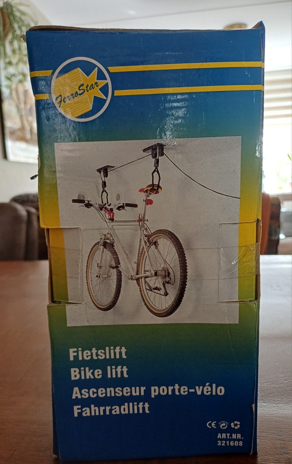 fietslift/ fiets ophangsysteem 20 kg nog nieuw in doos., Fietsen en Brommers, Fietsaccessoires | Fietsenrekken, Ophalen, Nieuw