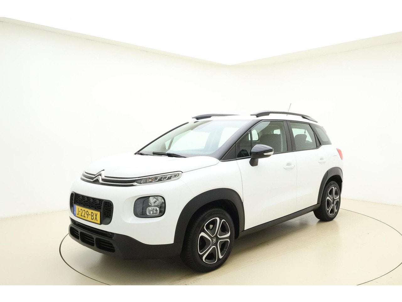 Citroën C3 Aircross 1.2 PureTech S&S Feel | Cruise control, Auto's, Citroën, 21 km/l, Gebruikt, 1199 cc, Bedrijf