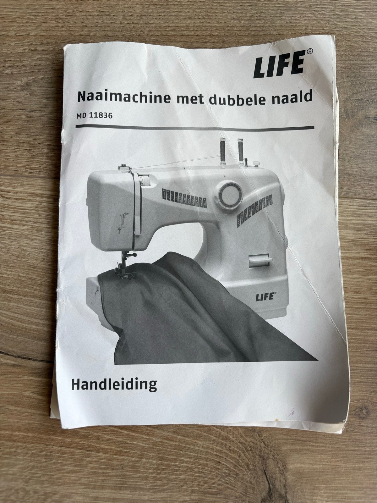 LIFE Naaimachine MD 11836 met dubbele naald, Ophalen, Gebruikt, Naaimachine, Overige merken