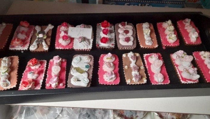 Heel veel keus in NEP gebakjes 1.75 p.s, Ophalen of Verzenden