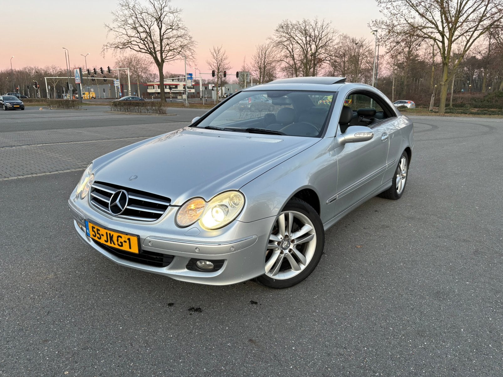 Mercedes clk 280 v6 2008 schuifdak, Voorwielaandrijving, 74 pk, Origineel Nederlands, Handgeschakeld