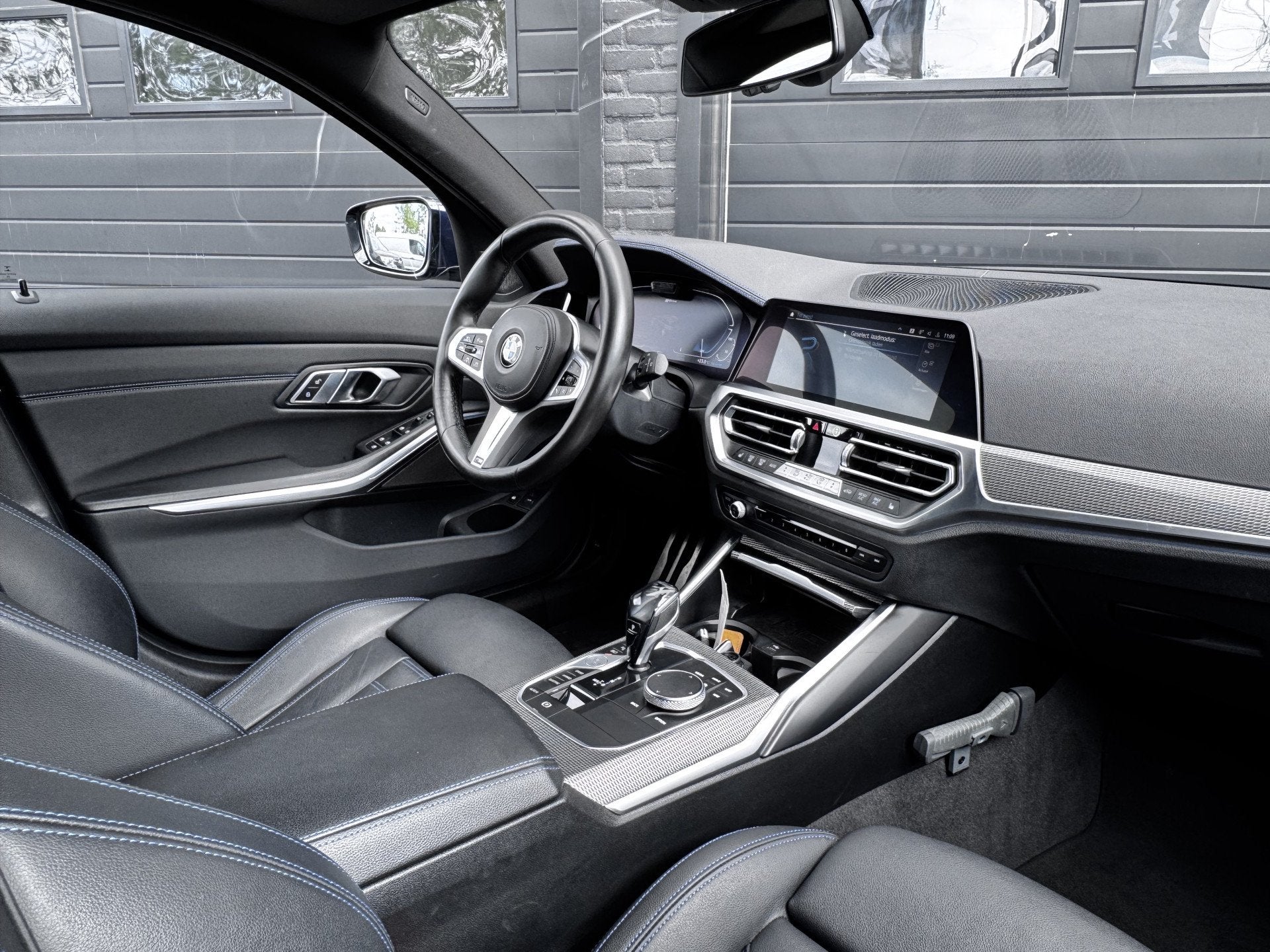 BMW 3 Serie Touring 330e xDrive High Executive | H&K Audio |, Auto's, 1998 cc, Gebruikt, 4 cilinders, 1865 kg