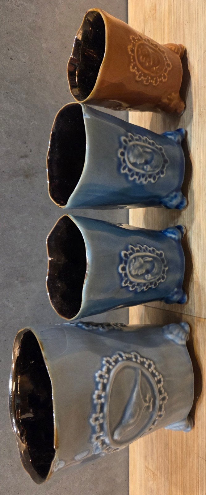 Des Pots vaasjes, Ophalen, Steen/keramiek