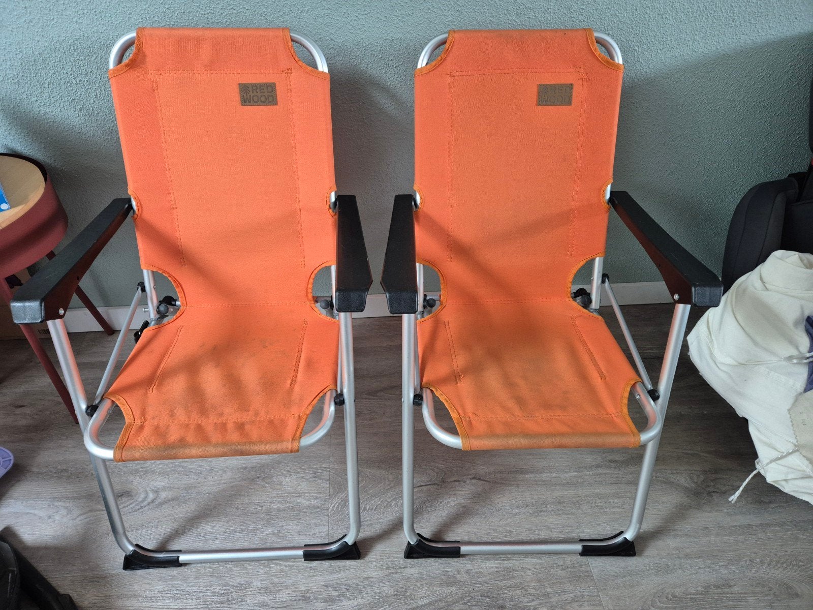 2x Oranje opvouwbare kinder campingstoelen - red Wood, Ophalen, Gebruikt, Campingstoel