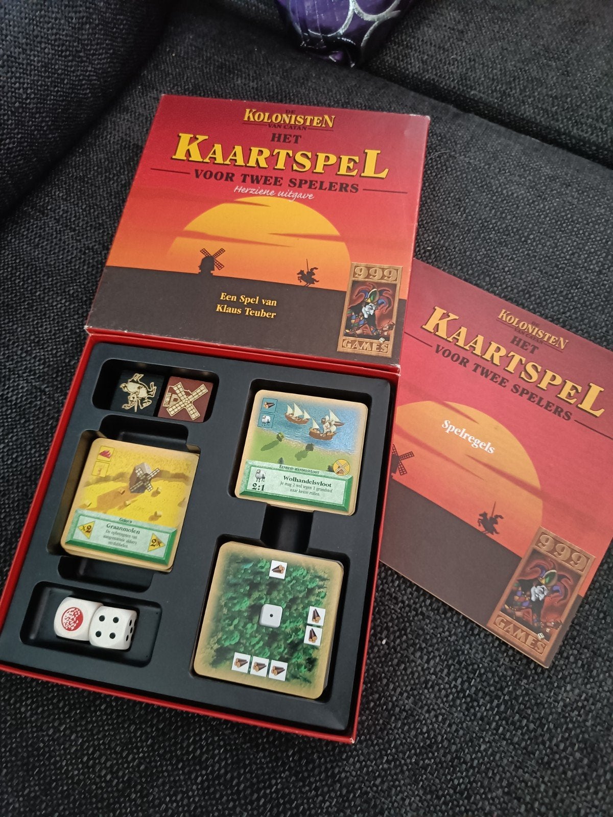 Kolonisten van Catan: Het Kaartspel voor Twee Spelers, Hobby en Vrije tijd, Gezelschapsspellen | Bordspellen, Zo goed als nieuw