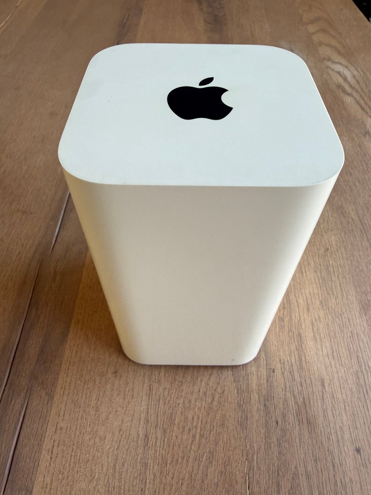 Apple Time Capsule 2 TB, Ophalen, Zo goed als nieuw, Router met modem, Apple