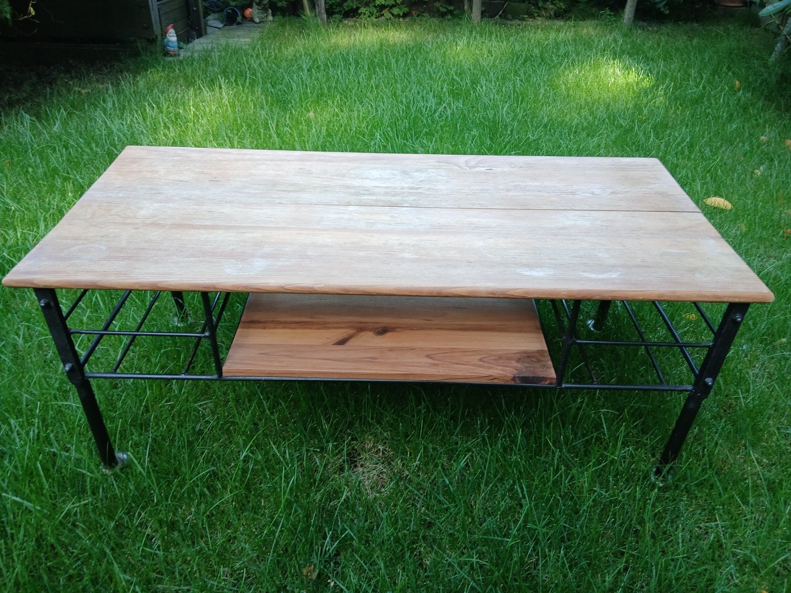 bijzettafel op wieltjes, Huis en Inrichting, Ophalen, Minder dan 45 cm, Gebruikt, 75 cm of meer