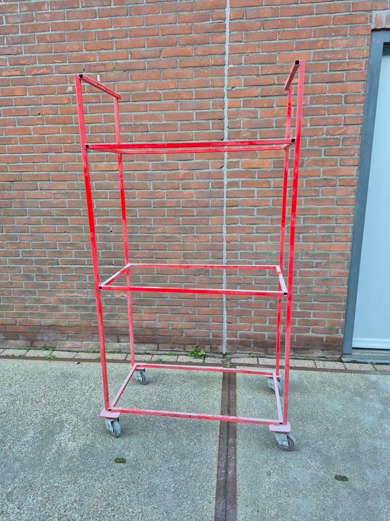 Velgen/bandenrek voor 3 sets  banden, Auto diversen, Velgenbomen, Ophalen