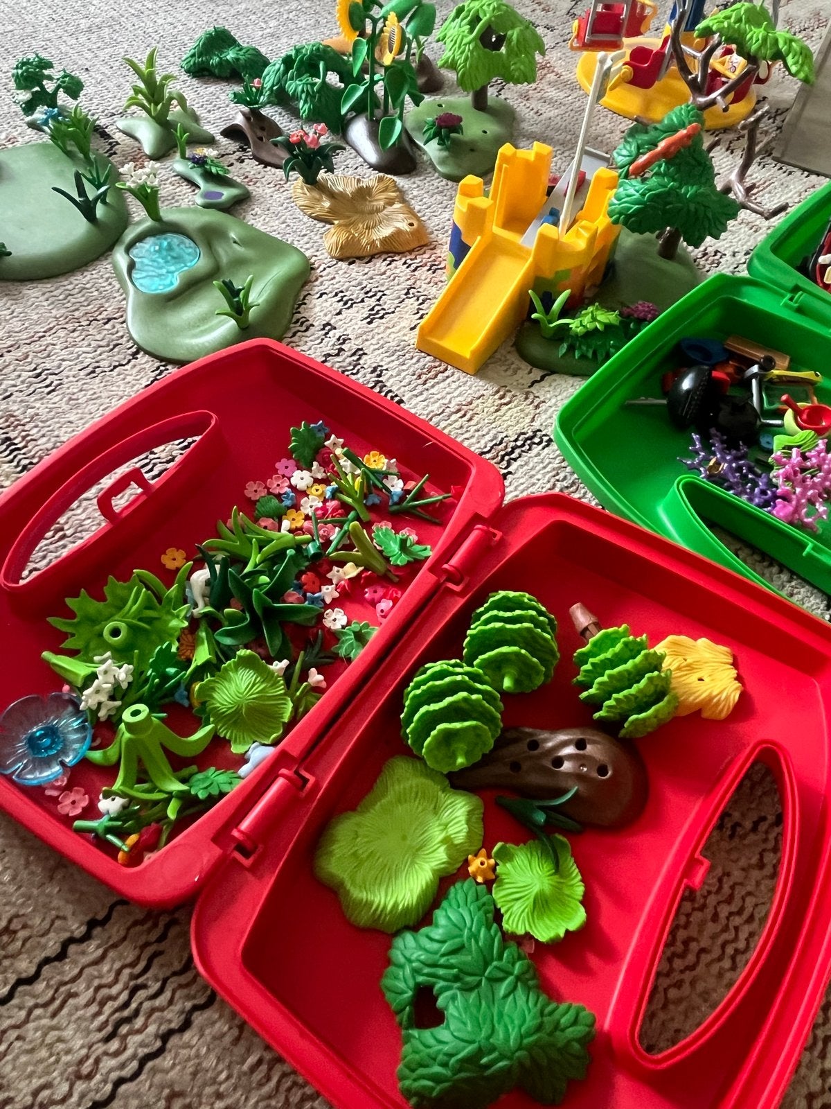 Grote Playmobil set met speeltuin, dieren en accessoires, Kinderen en Baby's, Ophalen, Losse onderdelen, Overige typen, Zo goed als nieuw