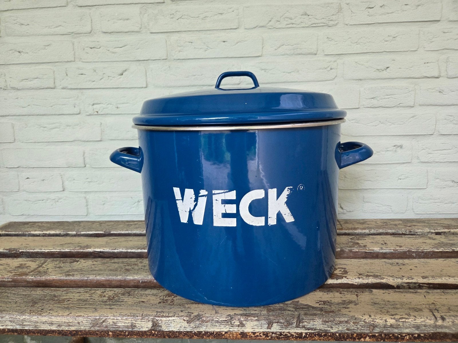 Oude emaille blauwe weckketel., Ophalen