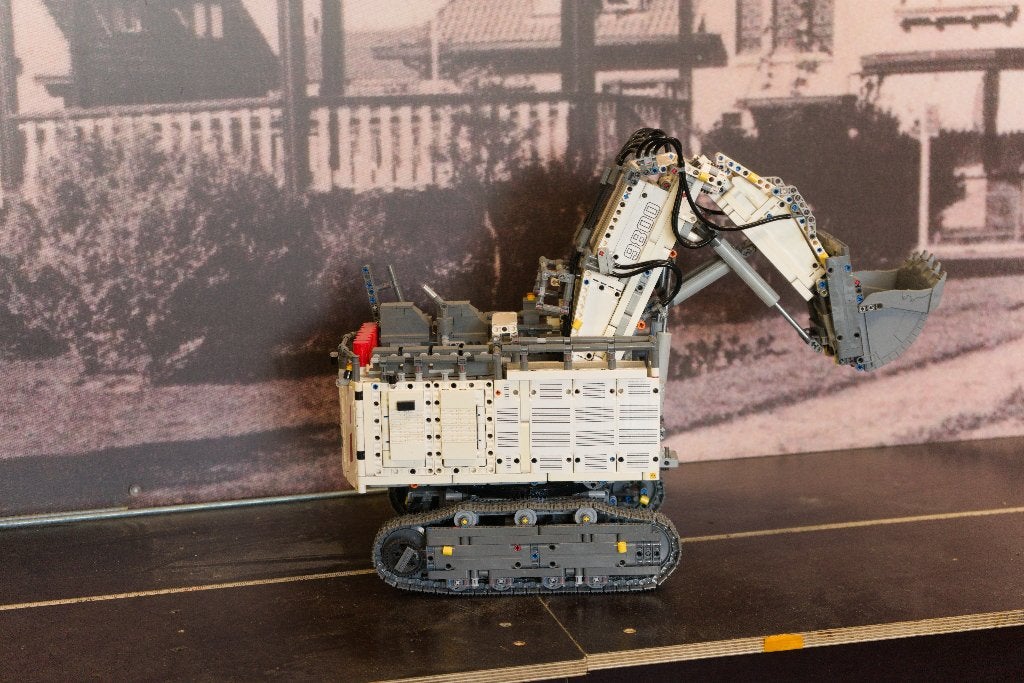 Lego Technic Liebherr R 9800 Graafmachine (42100), Ophalen, Inclusief instructies, Gebruikt, Lego