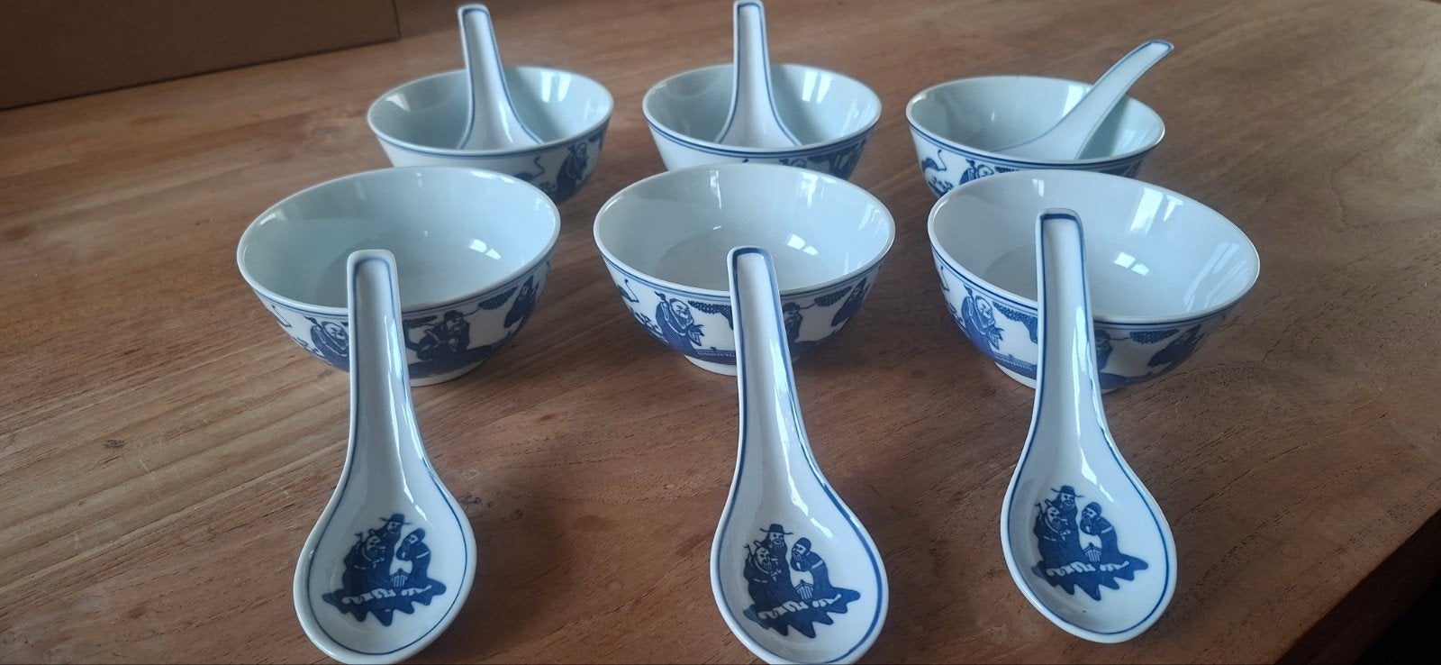 Set van 6 Chinese kommen met lepels, blauw-wit porselein, Aziatisch, Ophalen of Verzenden, Zo goed als nieuw, Kom(men)