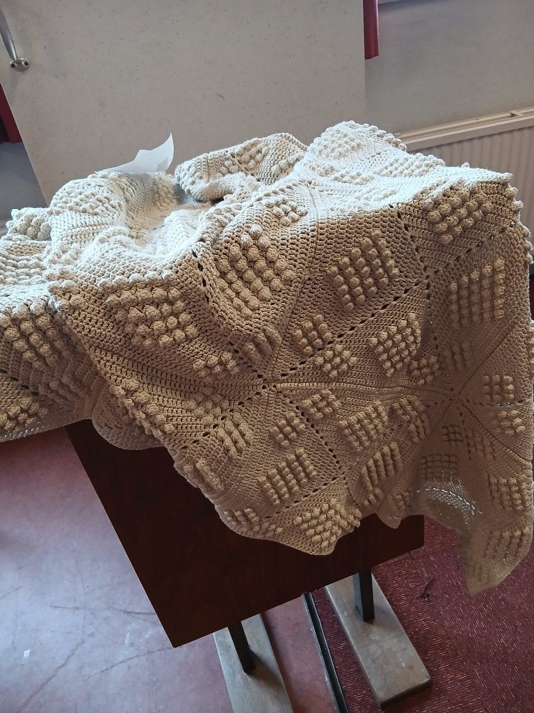 Handgehaakte deken met bobbelsteekpatroon, Beige, Katoen, Ophalen of Verzenden, Handgemaakt