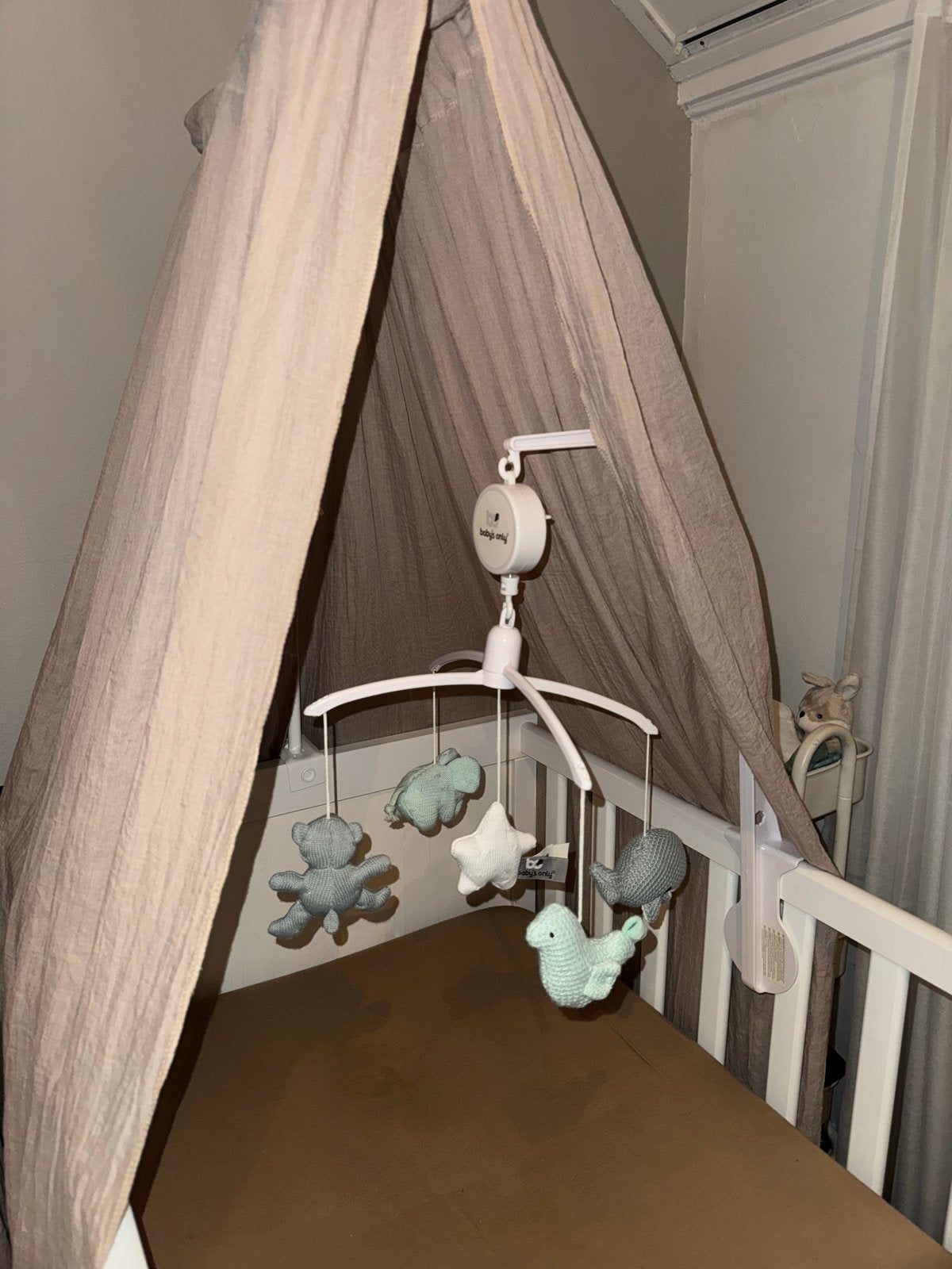 Muziekmobiel Baby's Only met gehaakte figuurtjes, Ophalen of Verzenden, Zo goed als nieuw, Mobiel, Met geluid