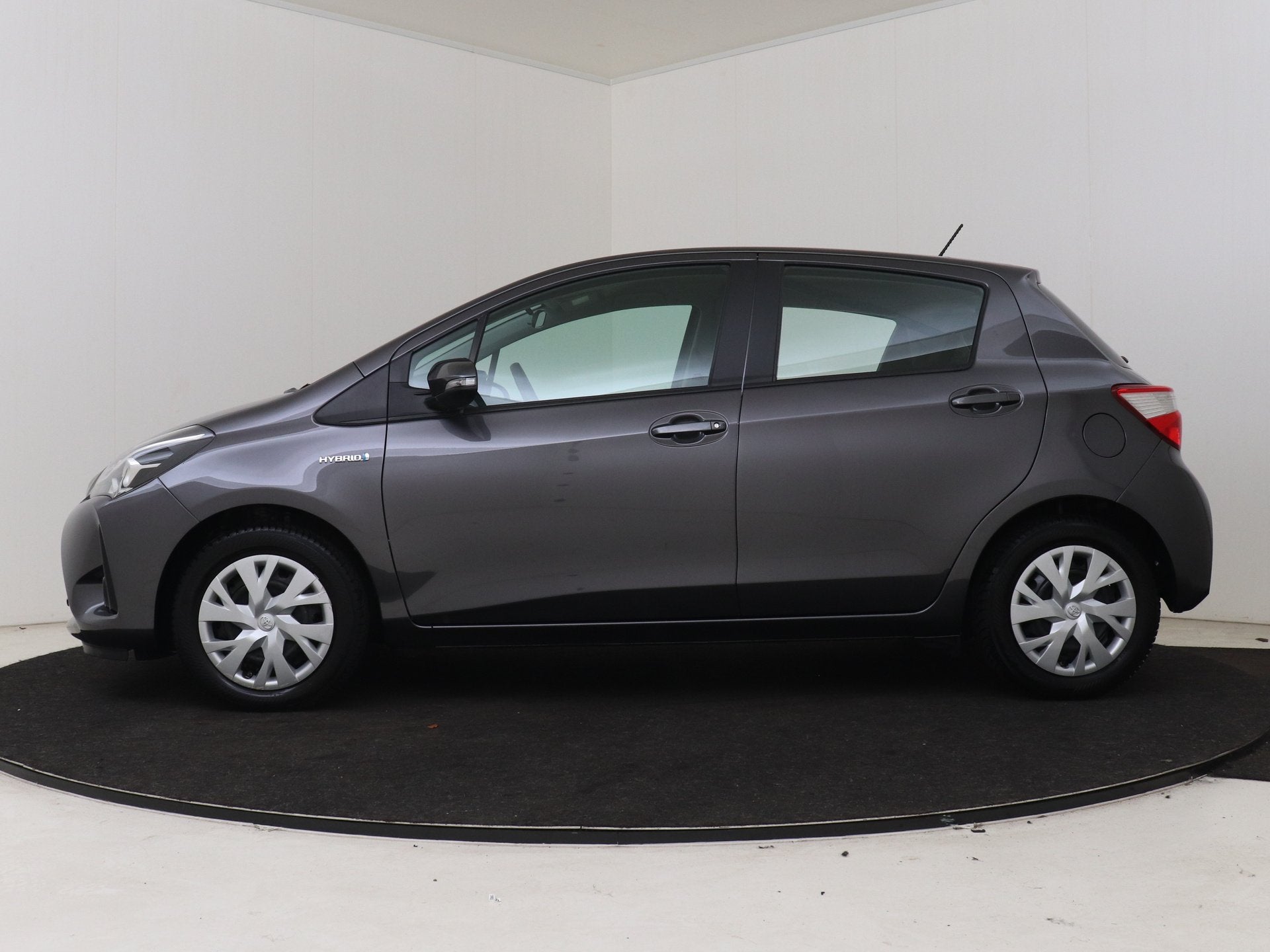 Toyota Yaris 1.5 Hybrid Active | NL dealeronderhouden |, 4 cilinders, Origineel Nederlands, Bedrijf, Yaris