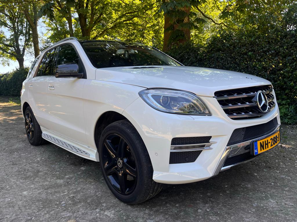 Mercedes-Benz M-Klasse Ml350 Bluetec 4MATIC 2012 Wit, Auto's, Mercedes-Benz, Automaat, 258 pk, 14 km/l, Diesel