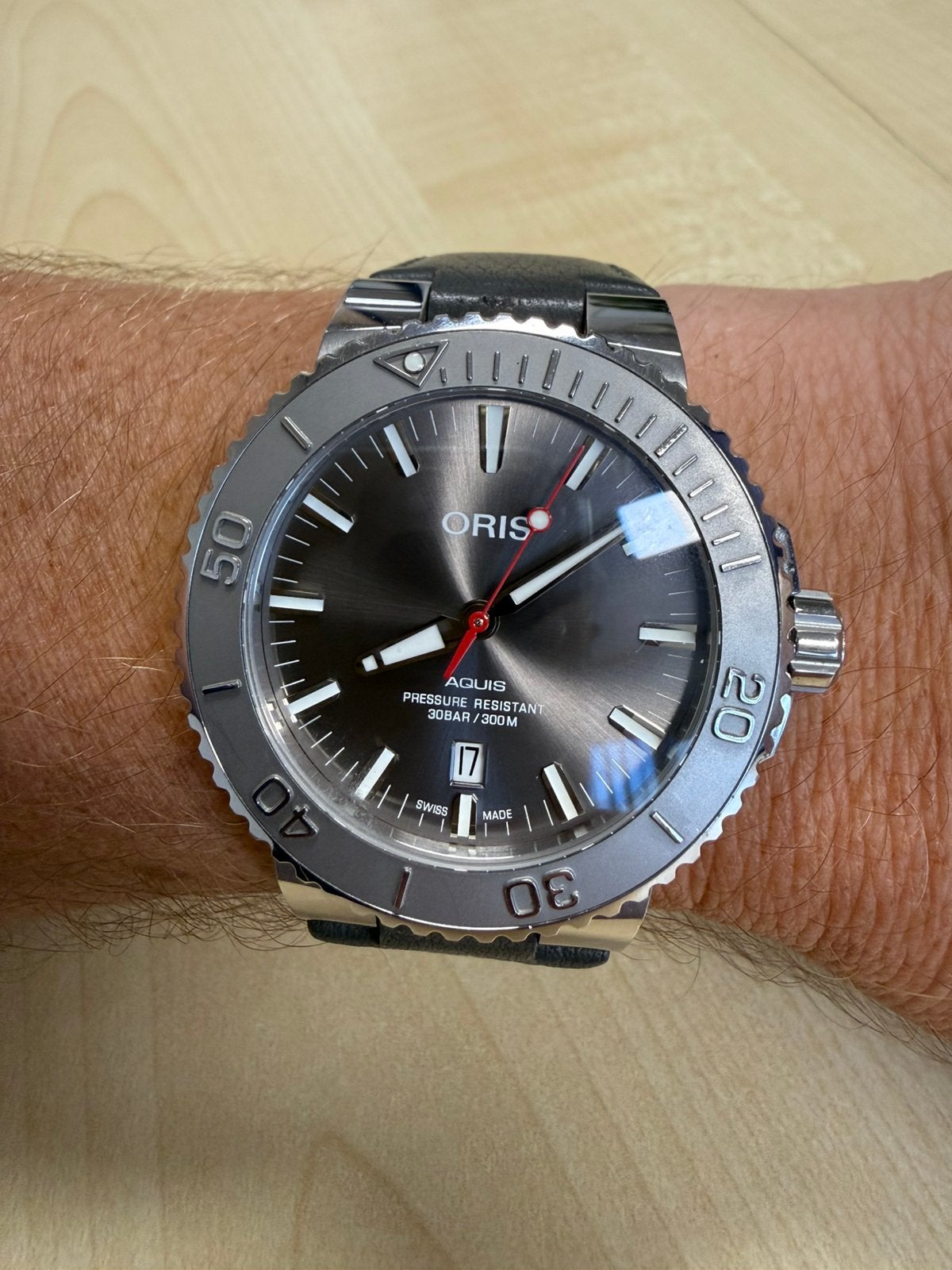 Oris Aquis Date Relief, Sieraden, Tassen en Uiterlijk, Ophalen of Verzenden, Zo goed als nieuw, Overige merken