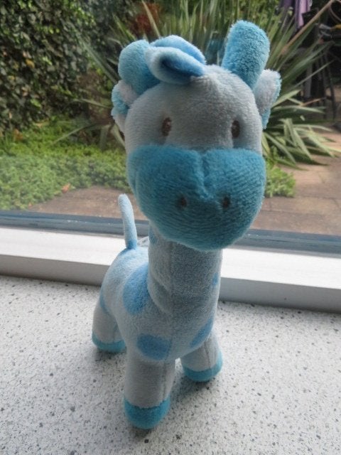 Giraffe giraf merk Toys Wibra? blauw meet ca 23 cm totaal, Giraf, Blauw, Ophalen of Verzenden, Zo goed als nieuw