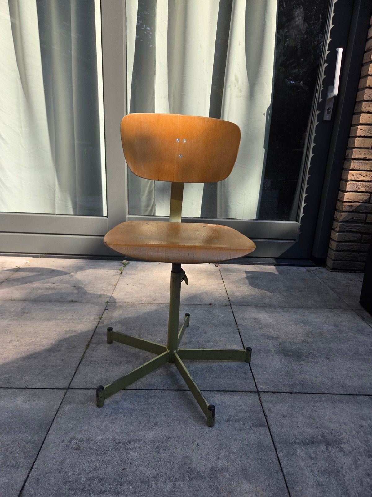 Vintage bureaustoel met houten zitting en rugleuning, Ophalen of Verzenden