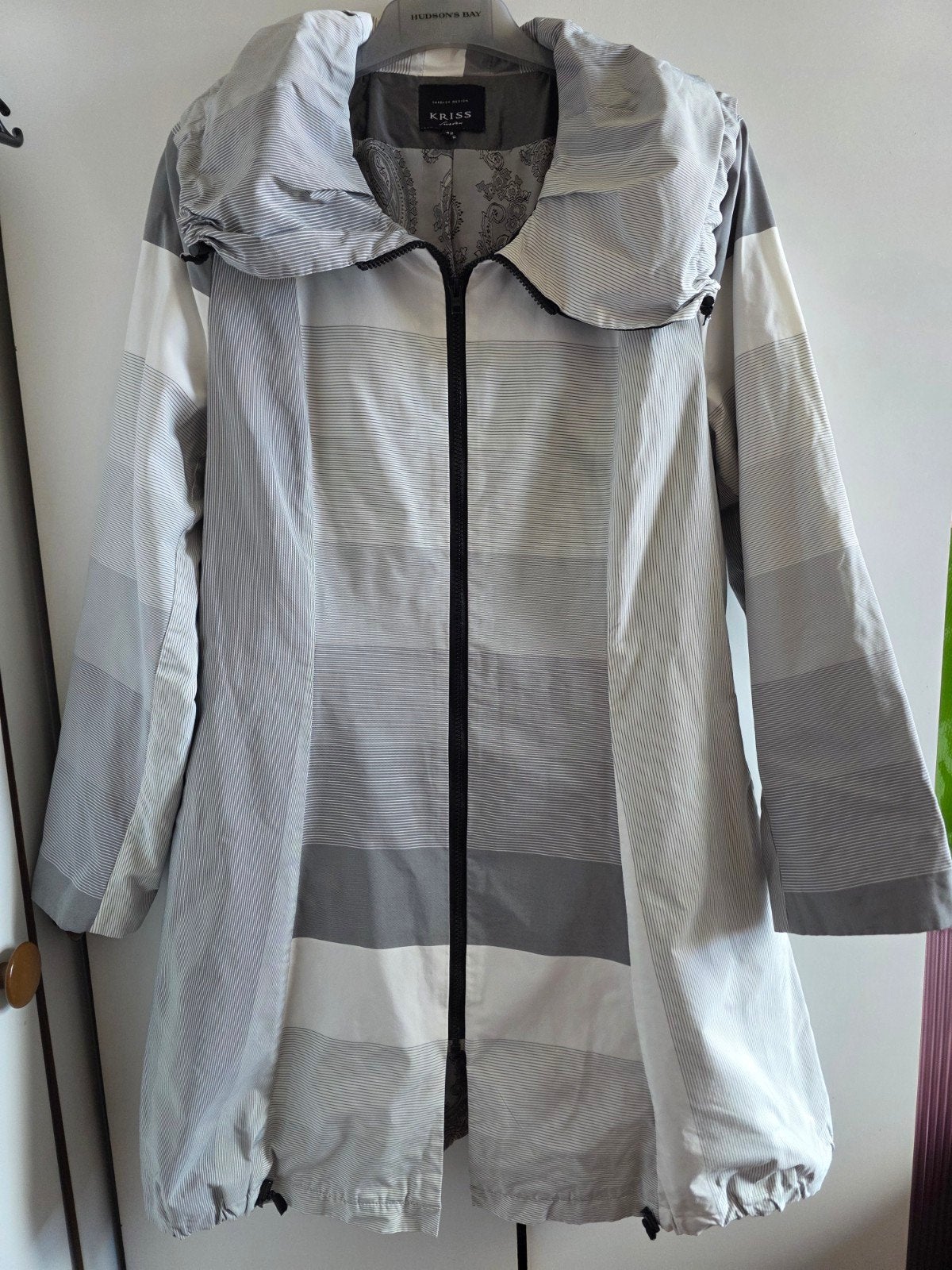 Zo goed als nieuwe Kriss jas, maat 42, Kleding | Dames, Kriss, Maat 42/44 (L), Ophalen of Verzenden, Zo goed als nieuw