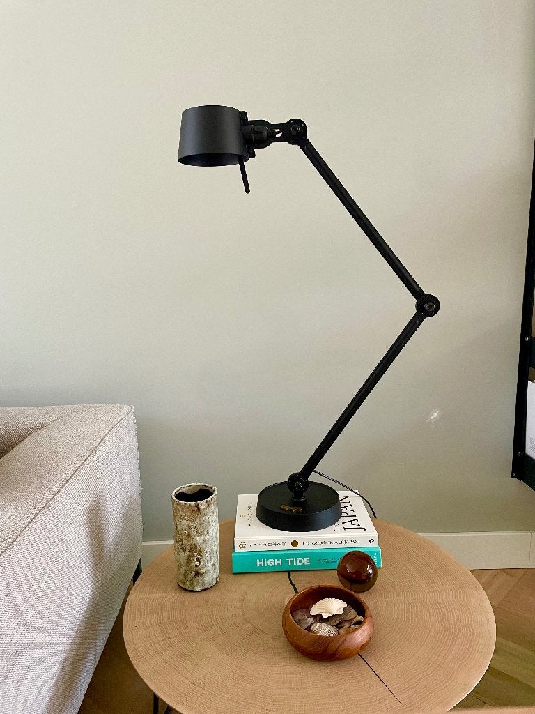 Bolt tafellamp 2 arm, Tonone, Huis en Inrichting, Ophalen, Bureaulamp, E27 (groot), Zo goed als nieuw