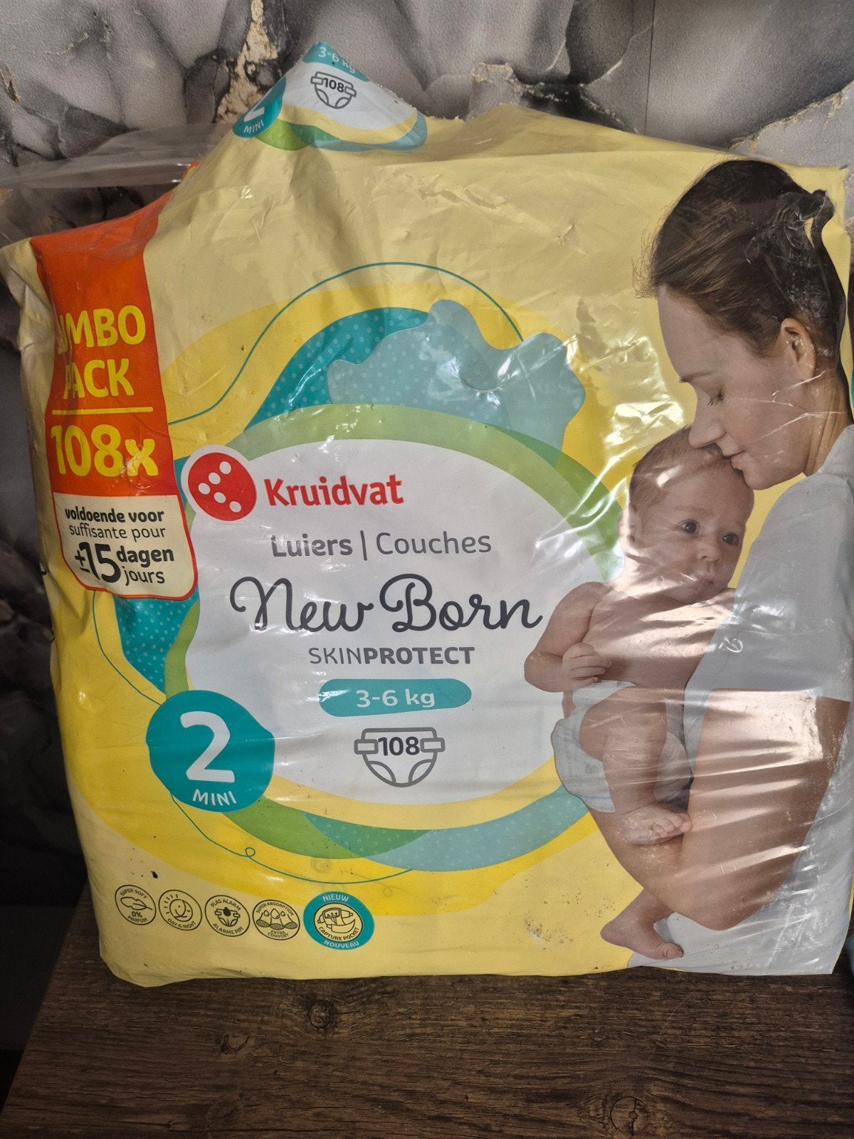 Kruidvat Luiers New Born Skinprotect Mini Maat 2 (3-6 kg), Ophalen of Verzenden, Zo goed als nieuw
