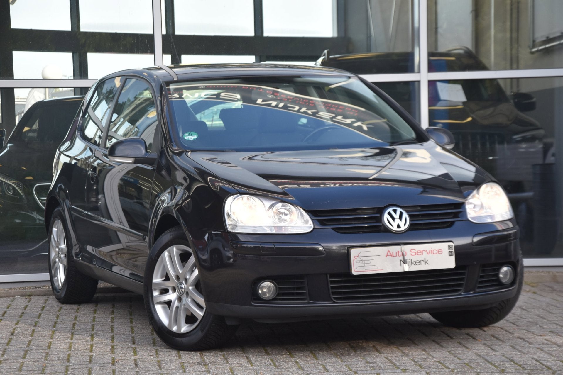 Volkswagen GOLF 1.4 Trendline | CarPlay | Airco | Cruise | P, Voorwielaandrijving, Stof, Gebruikt, Zwart