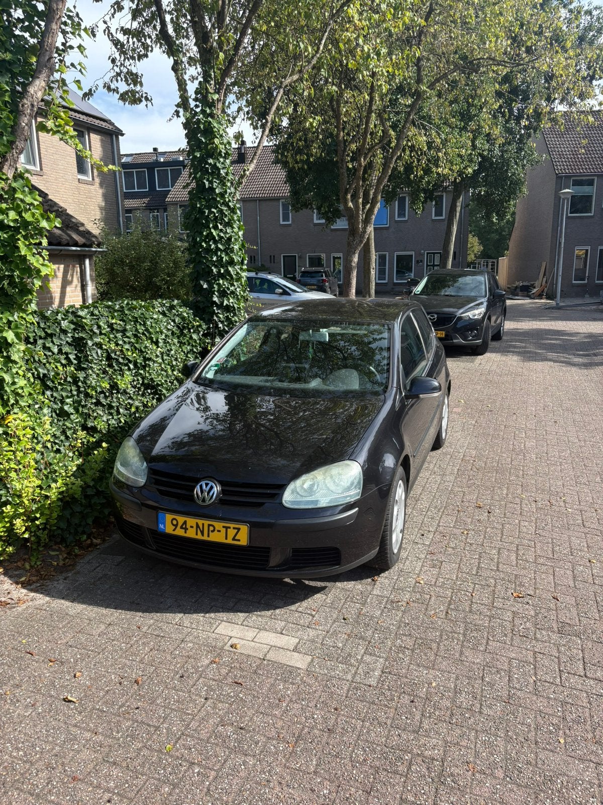 Volkswagen Golf 1.4 16V 55KW 3D 2004 Zwart, Voorwielaandrijving, 15 km/l, 74 pk, 4 cilinders