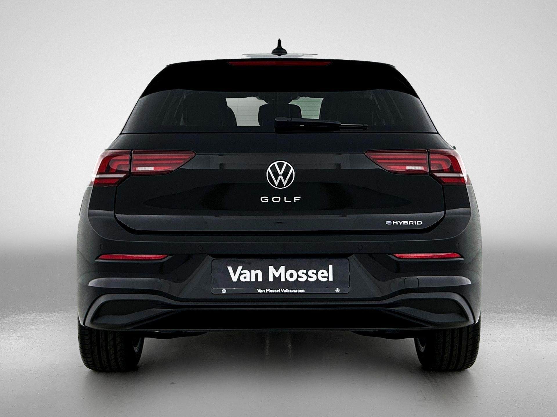 Volkswagen Golf 1.5 eHybrid Life Edition | Demo | 204 PK | P, Auto's, 12 maanden, Stof, 4 cilinders, 150 min