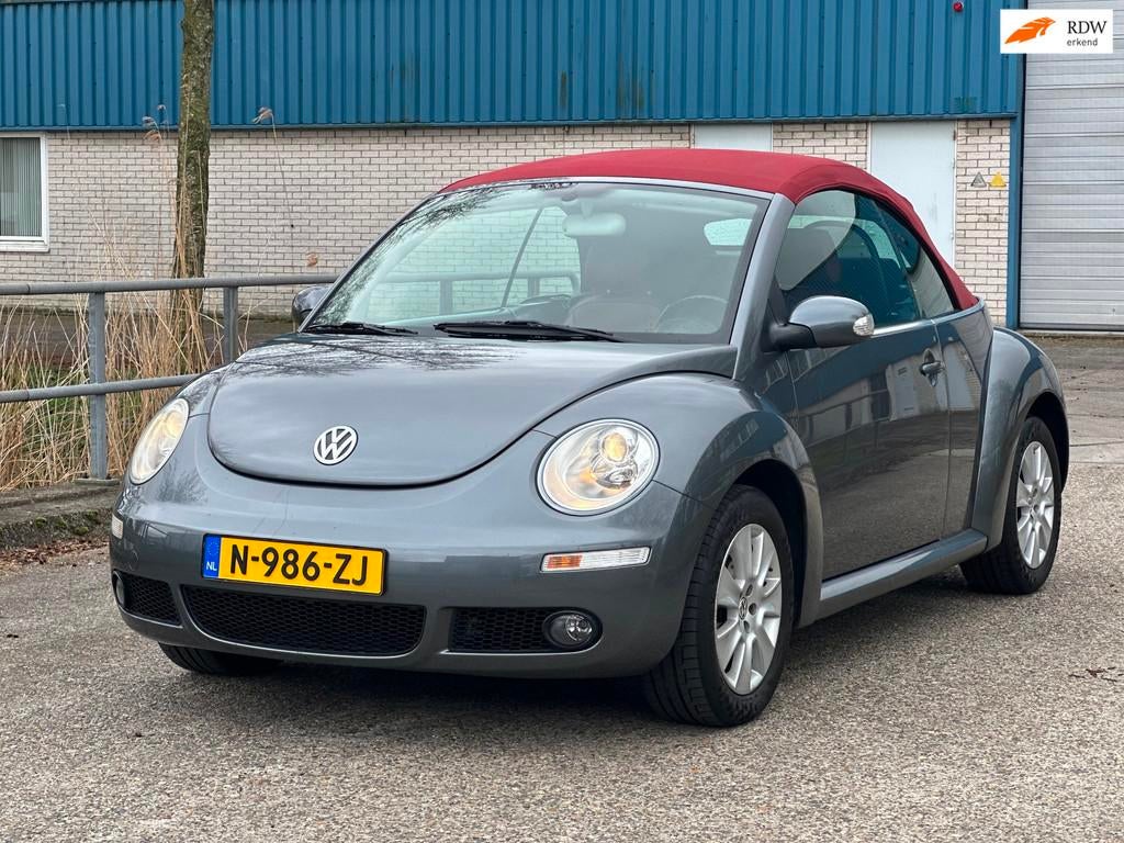 Volkswagen New Beetle Cabriolet 1.8-20V T Highline Cabriolet, Voorwielaandrijving, Beetle (Kever), 4 cilinders, 4 stoelen