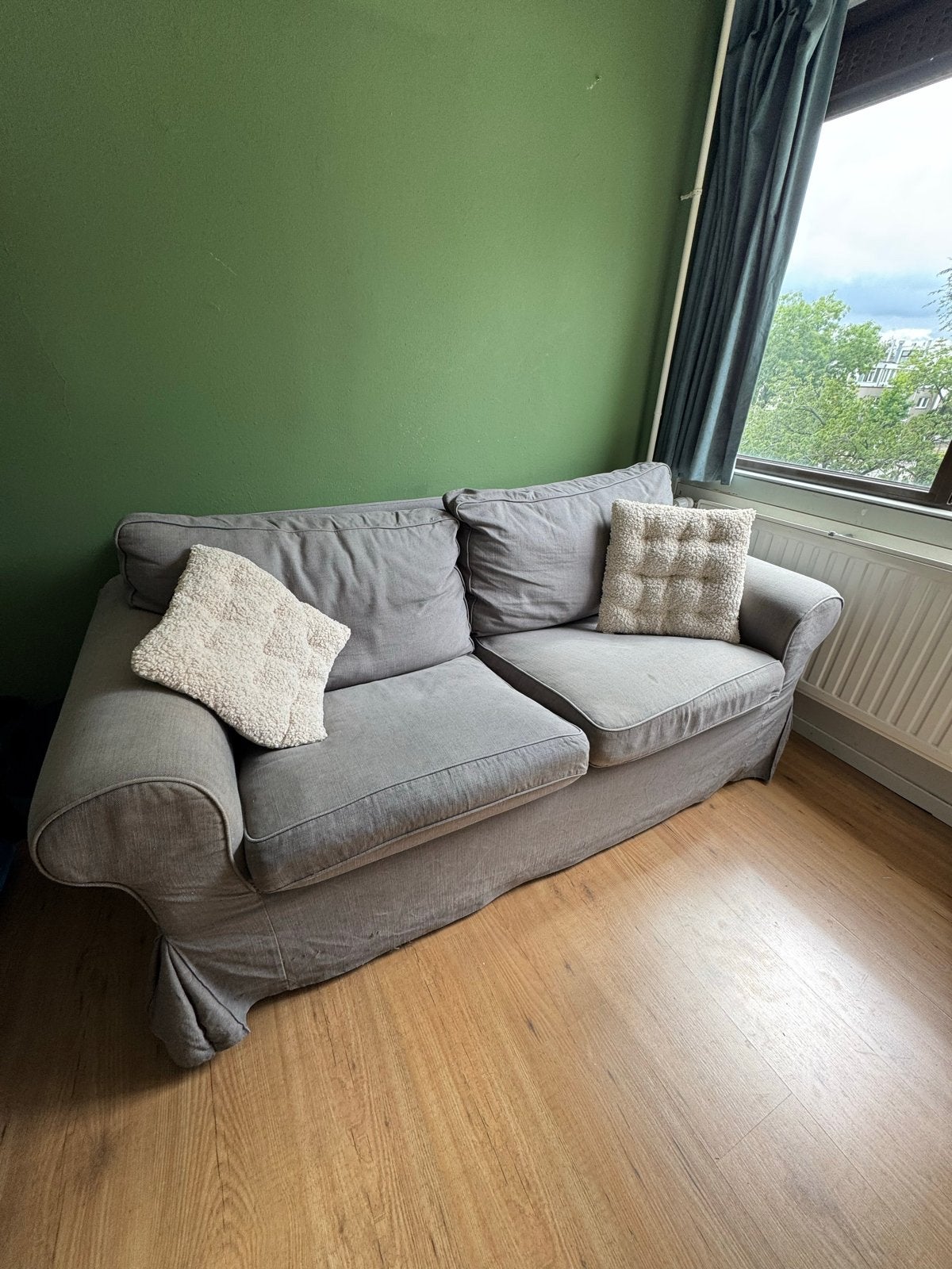 IKEA Ektorp 2-zits bank met witte kussens, Huis en Inrichting, Ophalen, Gebruikt, 150 tot 200 cm, Tweepersoons