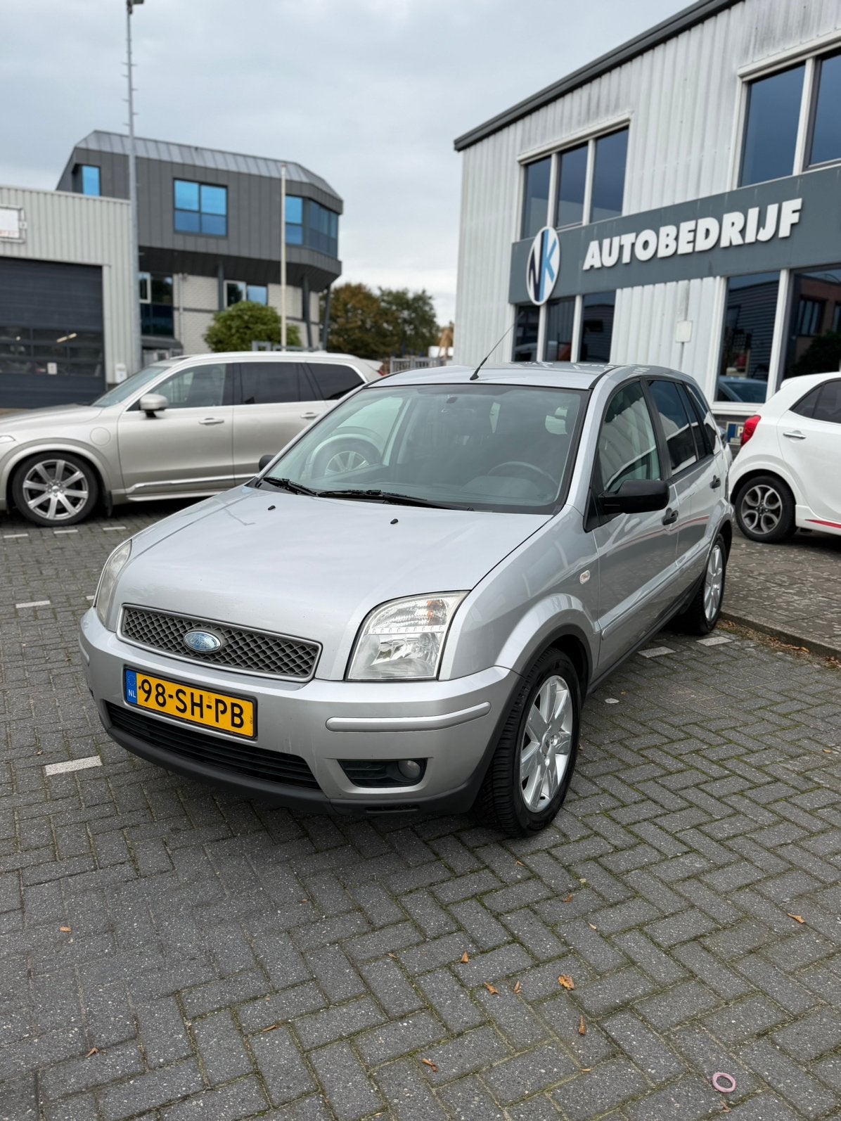 Ford Fusion 1.4 16V 2006 Grijs [NIEUWE APK!], Auto's, Voorwielaandrijving, 15 km/l, 49 €/maand, Origineel Nederlands