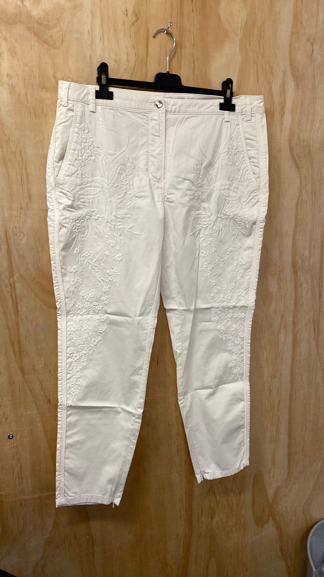 Nieuw enkellange broek maat 42 merk Gustav, Kleding | Dames, Broeken en Pantalons, Ophalen of Verzenden, Nieuw, Maat 42/44 (L)