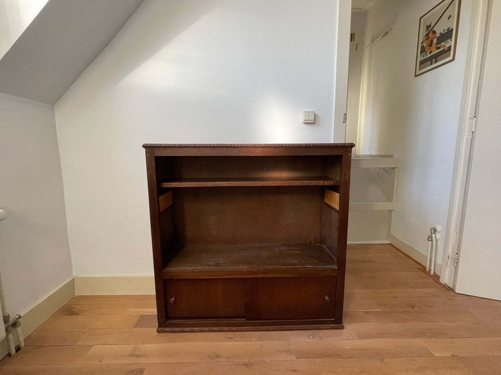 Boekenkastje / televisiekast, Ophalen, Met plank(en), Gebruikt, 50 tot 100 cm