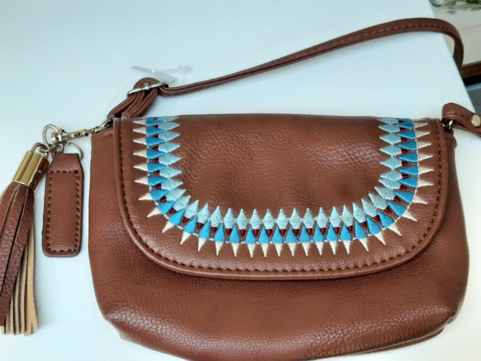 Boho schoudertasje The Sting - Festival Embo Bag, Ophalen of Verzenden, Zo goed als nieuw, Bruin, Schoudertasje