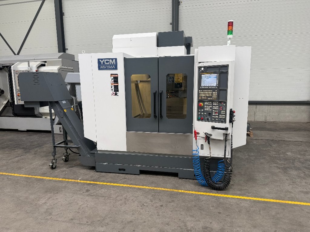 Bewerkingscentrum YCM MV106A, Gebruikt, 1000 mm of meer, Ophalen of Verzenden, Freesbank