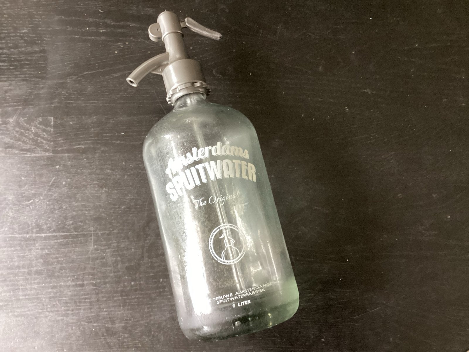 Vintage Amsterdam Spuitwaterfles uit Hongarije (voor 1990), Ophalen of Verzenden