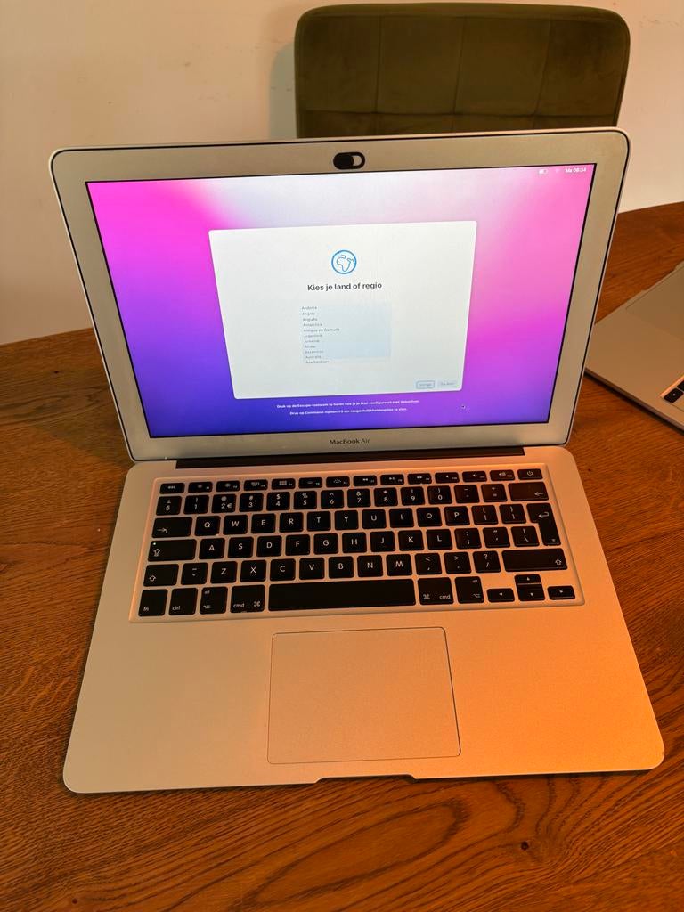 Vandaag weg!Apple MacBook Air 13 inch - In goede staat, Ophalen of Verzenden, Gebruikt, 13 inch of meer, Bescherming voor- en achterkant