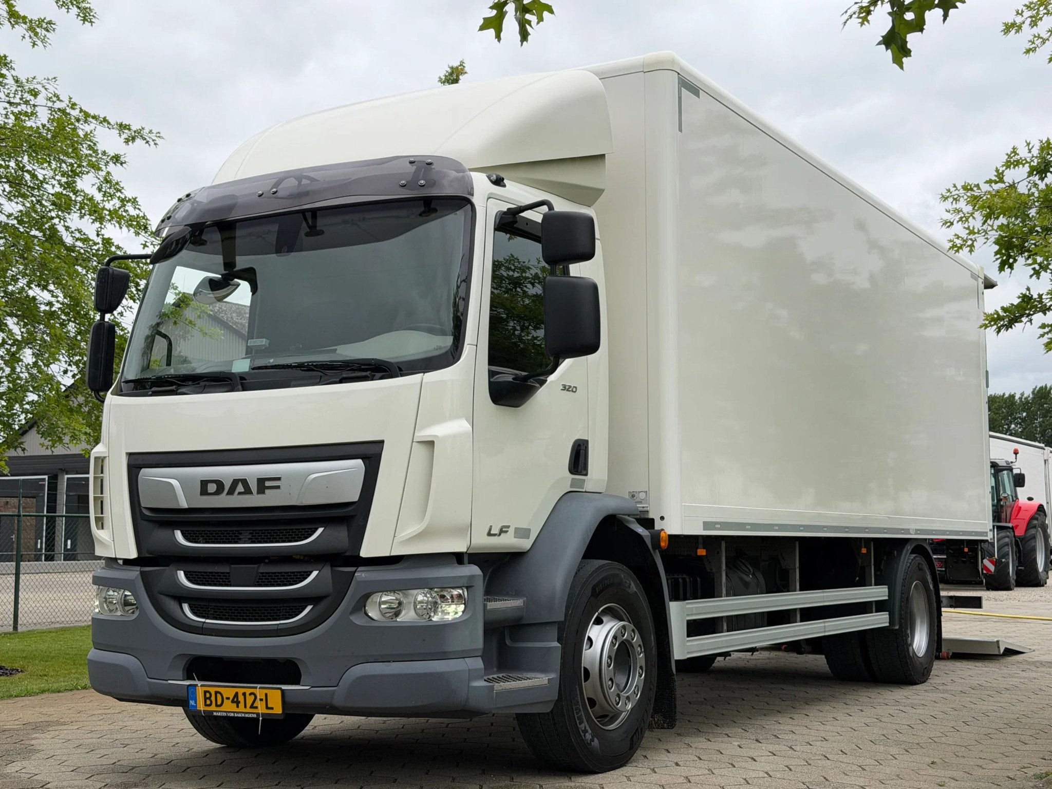 DAF CF 320 L2EN3 (bj 2020), Automaat, Achterwielaandrijving, Gebruikt, Euro 6
