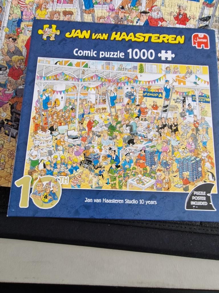 Van haasteren 10 jaar puzzel, Ophalen of Verzenden, 500 t/m 1500 stukjes, Zo goed als nieuw
