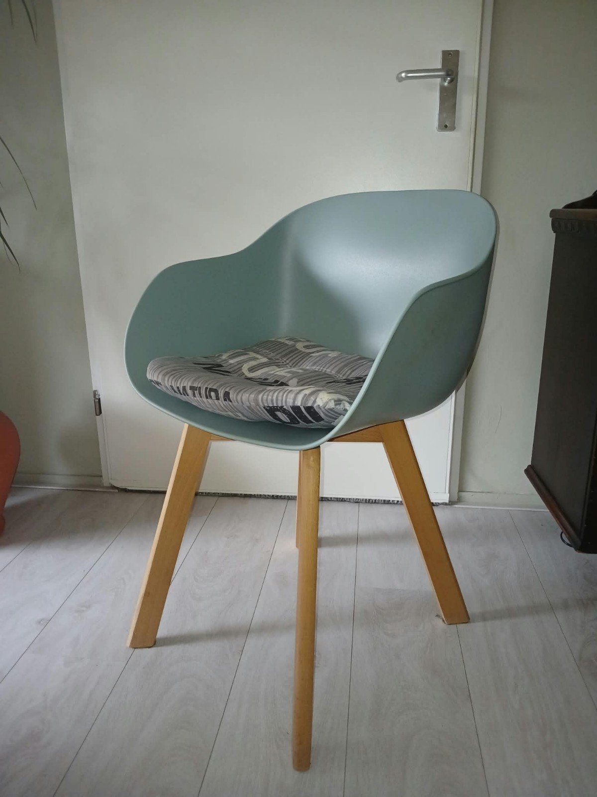 Gratis drie stoelen, Ophalen, Gebruikt, Drie