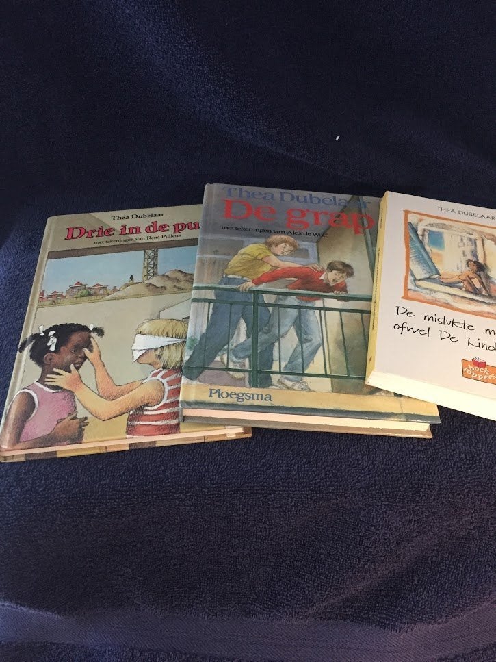 3 kinderboeken van Thea Dubelaar., Ophalen of Verzenden, Gelezen, Thea Dubelaar., Fictie