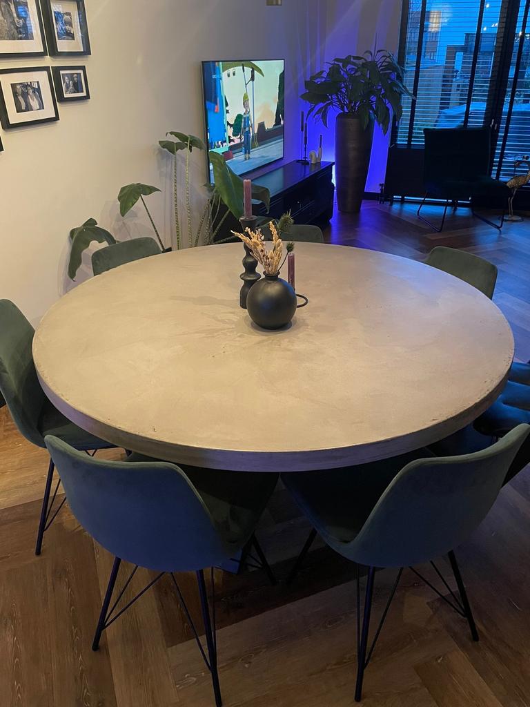 Ronde Eettafel met Betonlook - Massief en Zwaargewicht, Ophalen, Gebruikt, Rond, Overige materialen