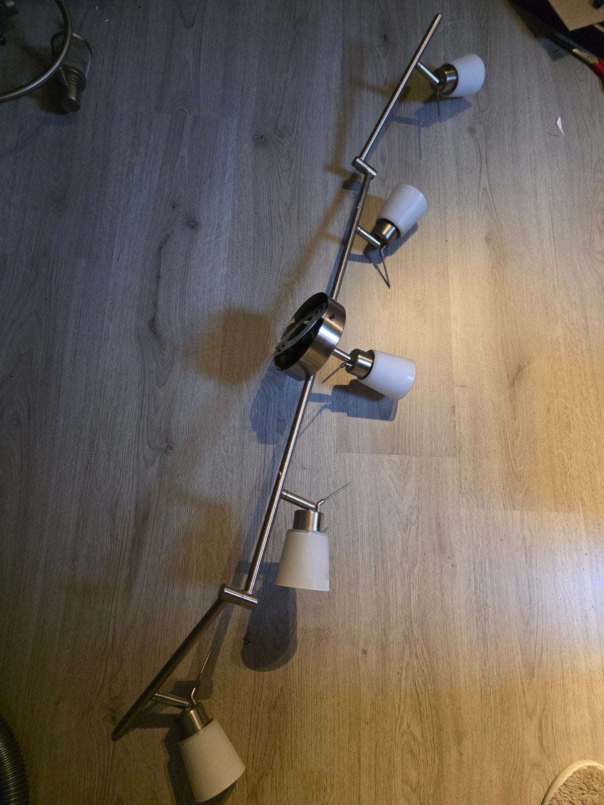 Ikea plafondlamp verstelbaar, Huis en Inrichting, Ophalen of Verzenden, Zo goed als nieuw, Metaal of Aluminium