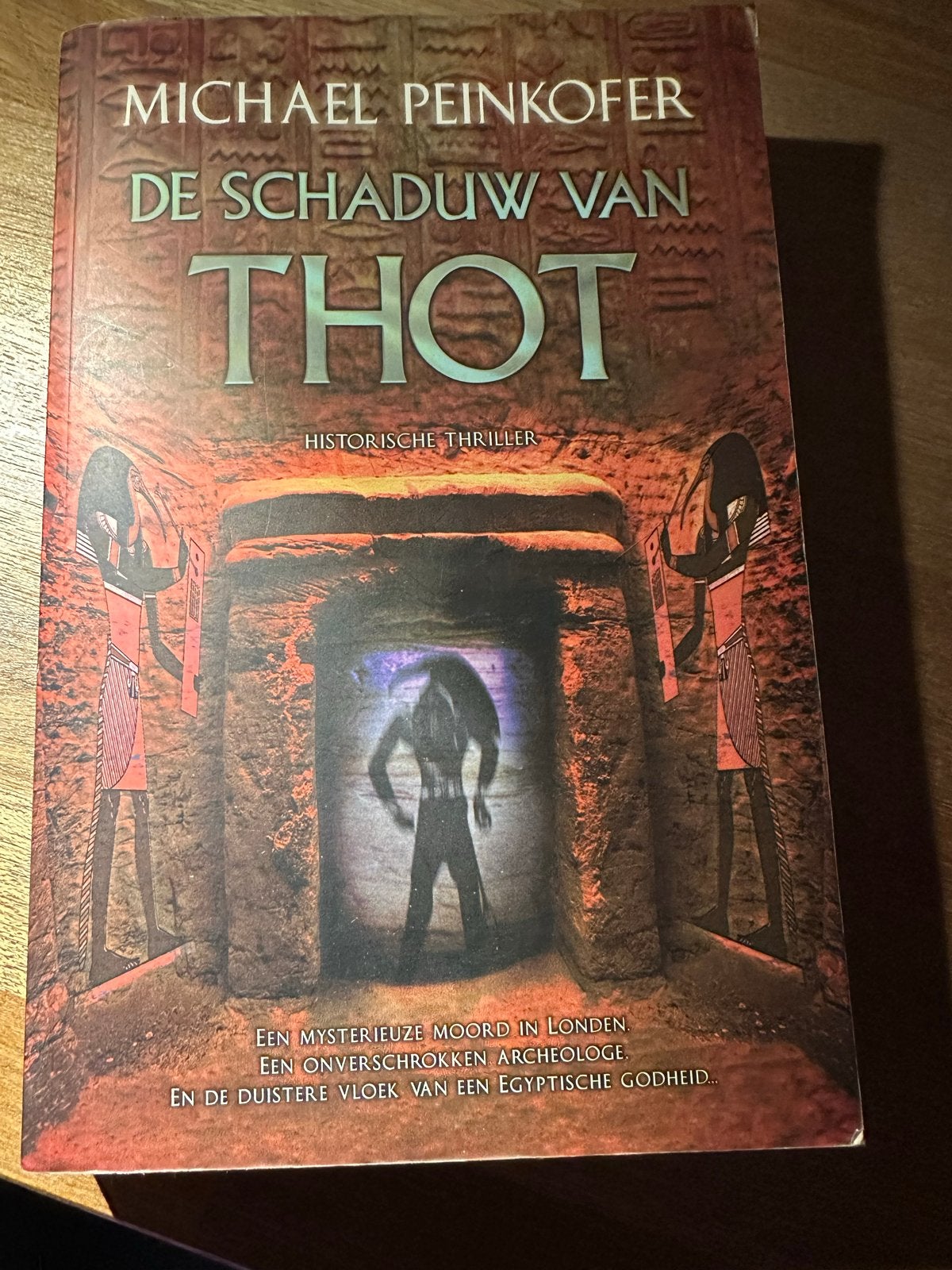 De Schaduw van Thot - Historische Thriller, Boeken, Thrillers, Gelezen, Europa overig, Ophalen of Verzenden